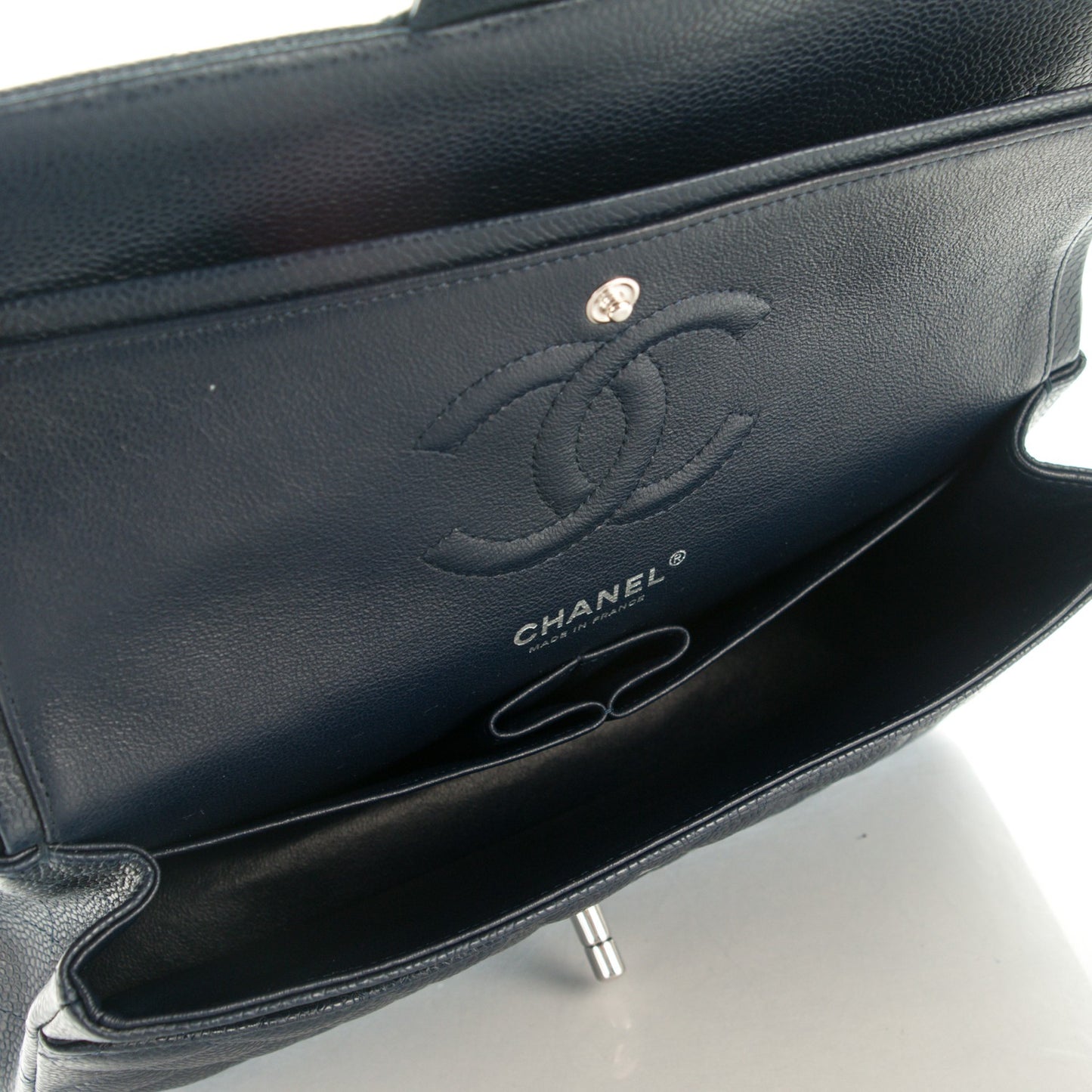 Caviar Quilted Medium Double Flap Navy