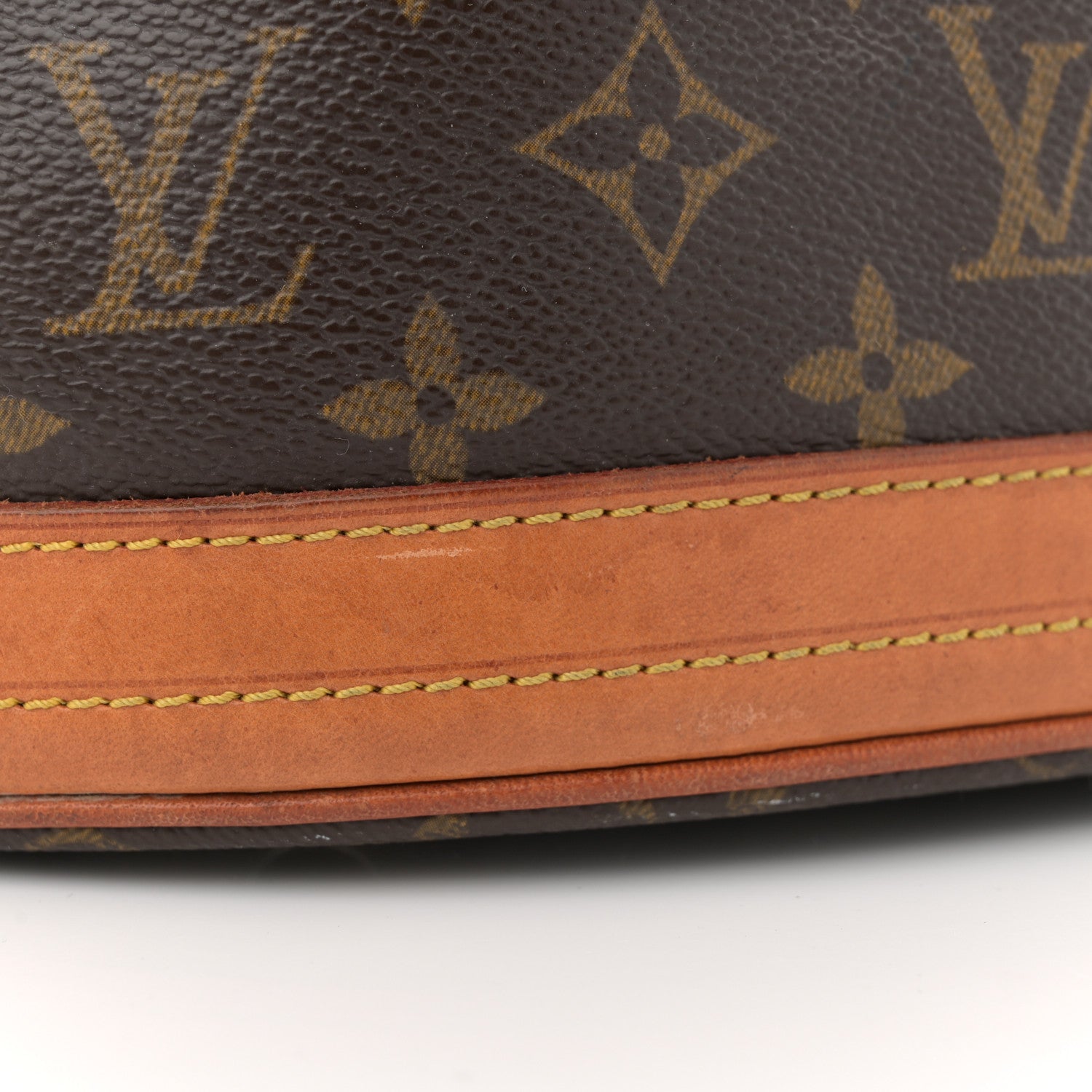 Louis Vuitton Monogram Petit Bucket 23 11 of 13