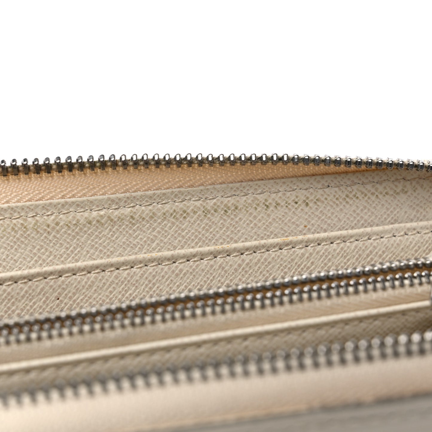 Epi Zippy Wallet Ivory