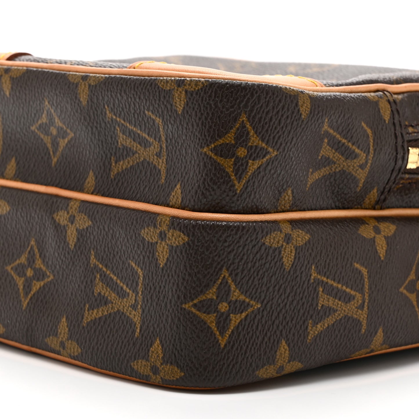 Monogram Amazone