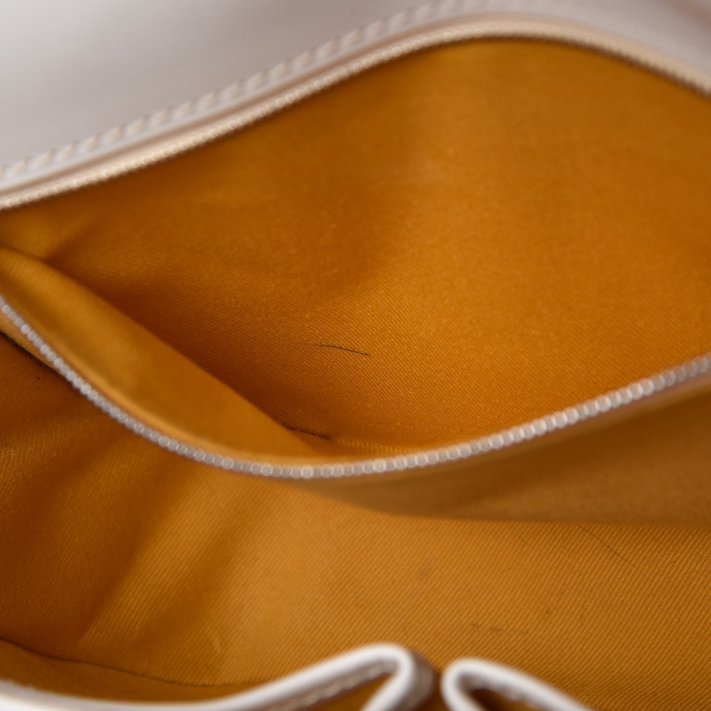 Goyardine Belvedere PM Messenger Bag White