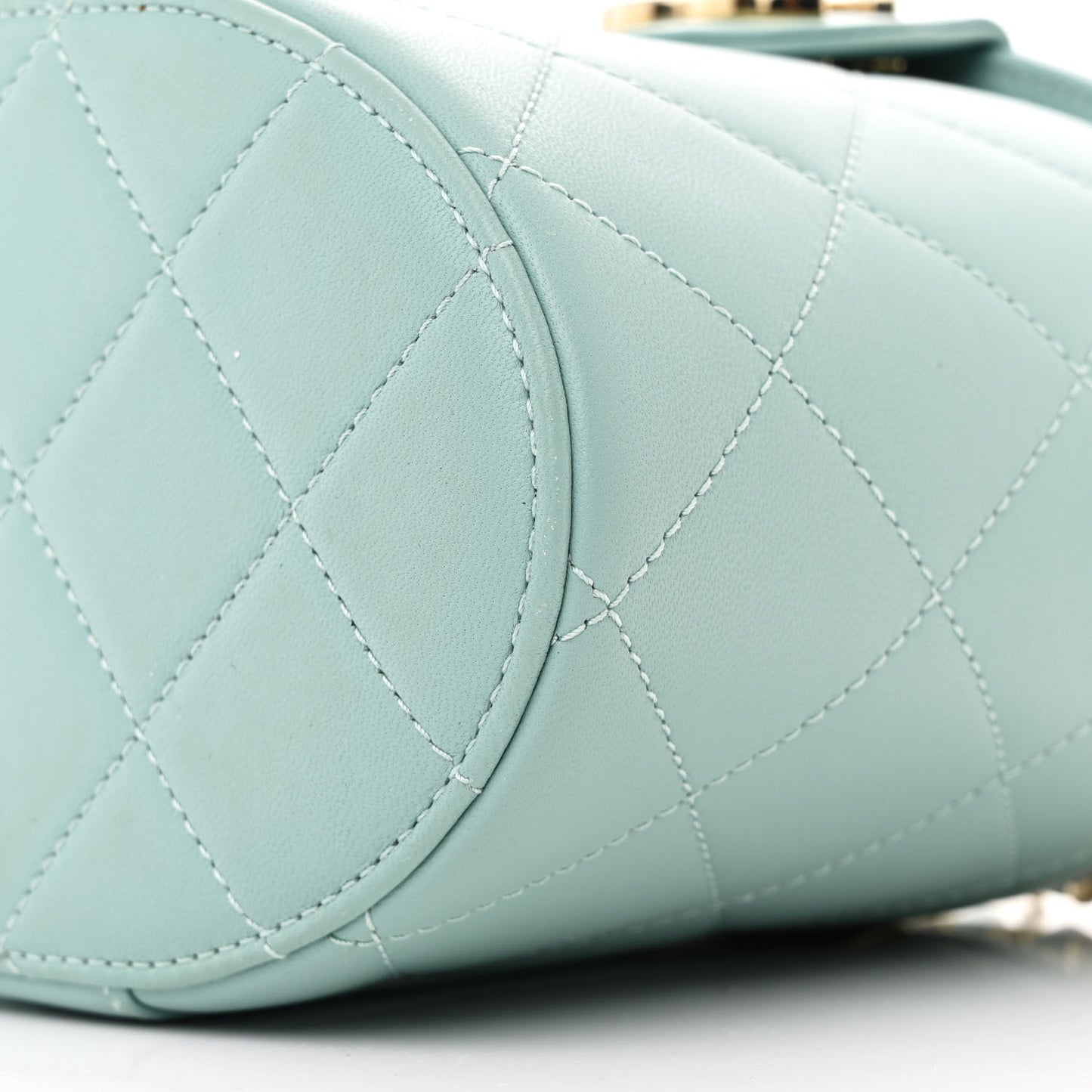 Lambskin Resin Elegant Chain Vanity Case Light Blue