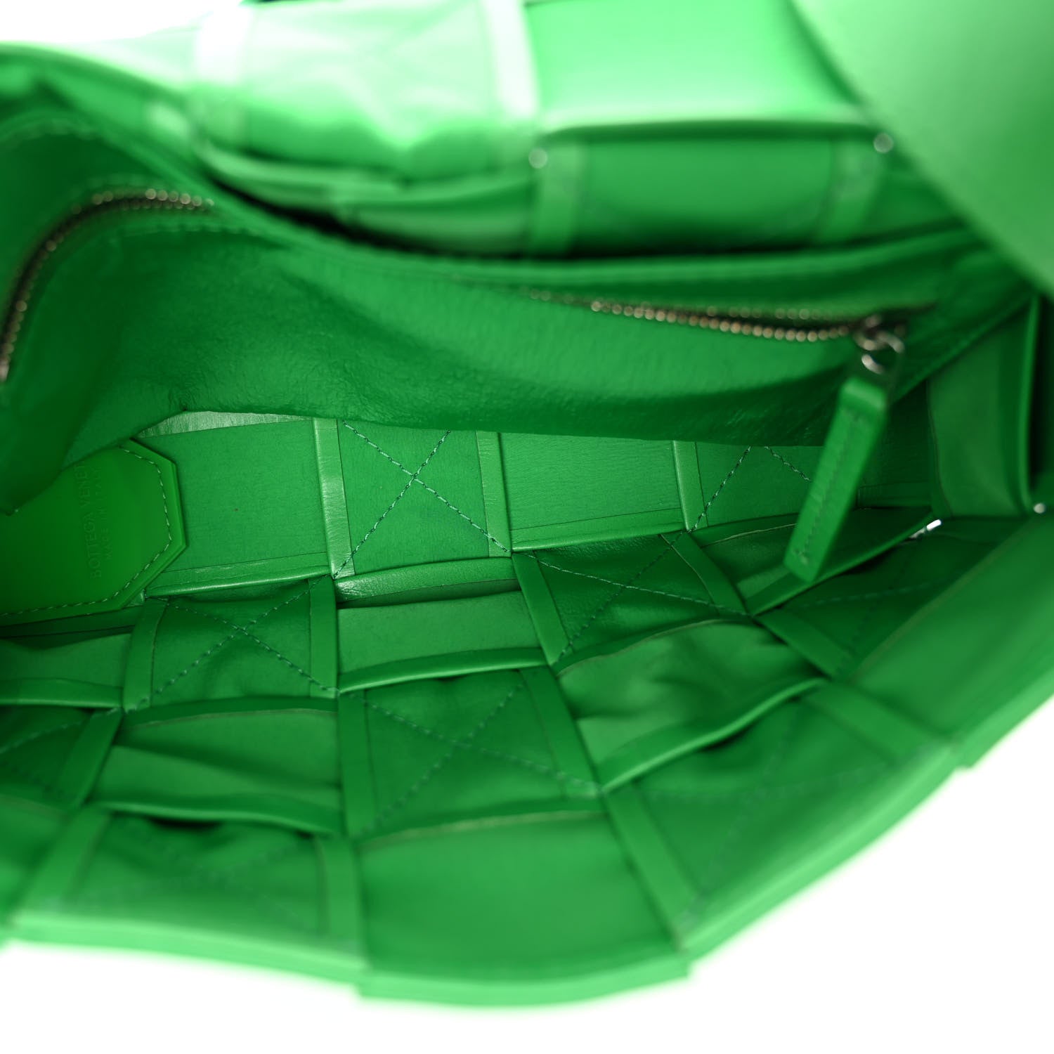 Bottega Veneta Paper Calfskin Maxi Intreccio Cassette Crossbody Bag Grass 5 of 8