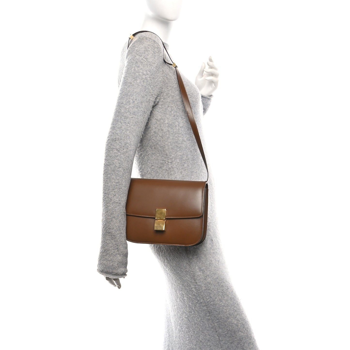 Box Calfskin Medium Classic Box Flap Bag Camel