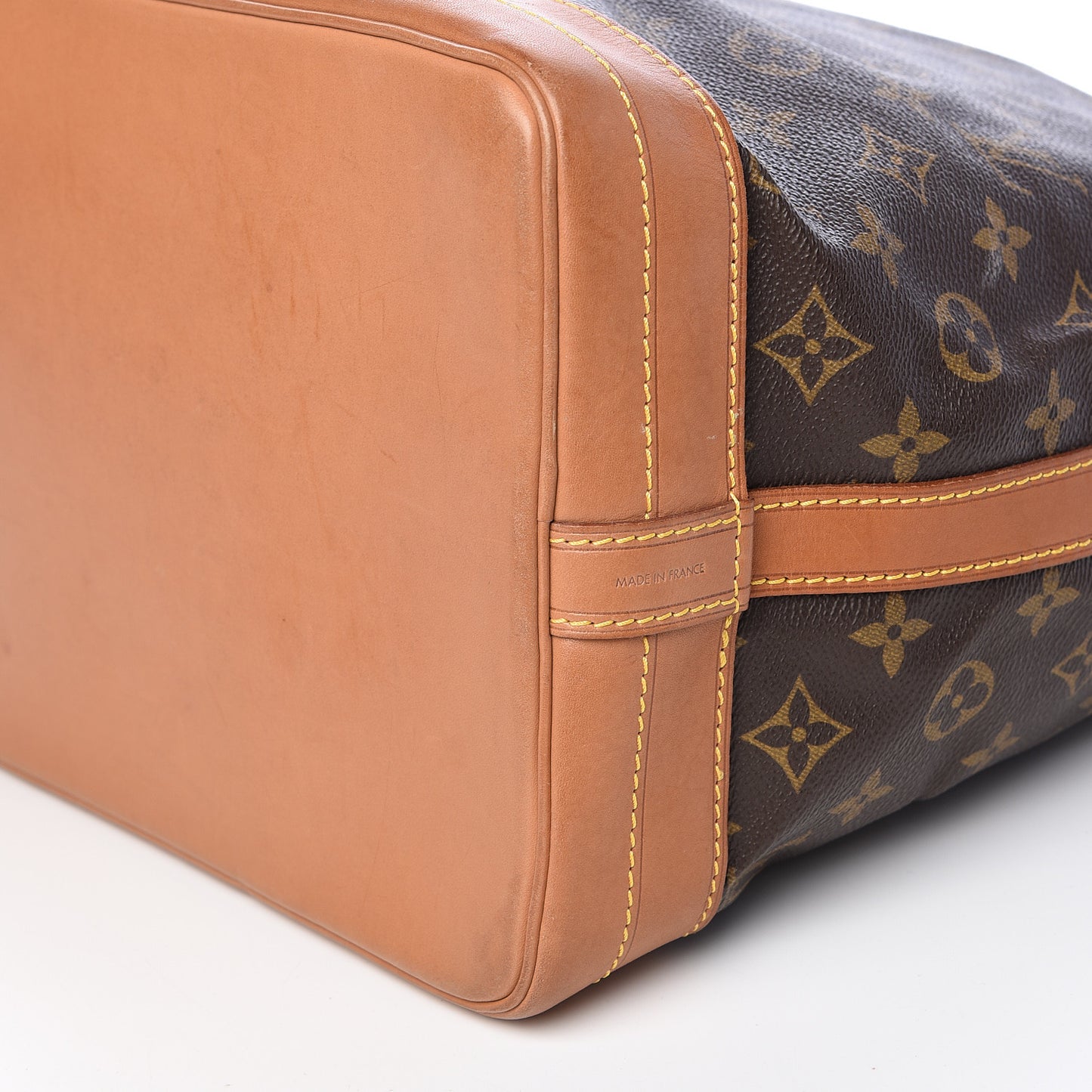 Monogram Noe