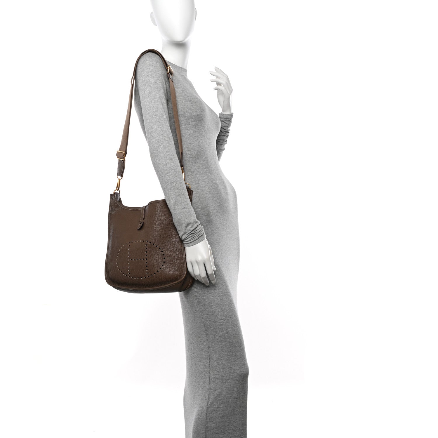 Hermes Taurillon Clemence Evelyne III PM Etoupe 2 of 14