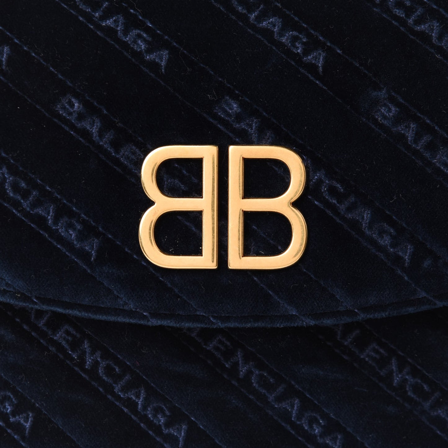 Velvet Logo Matelasse BB Chain Wallet Navy