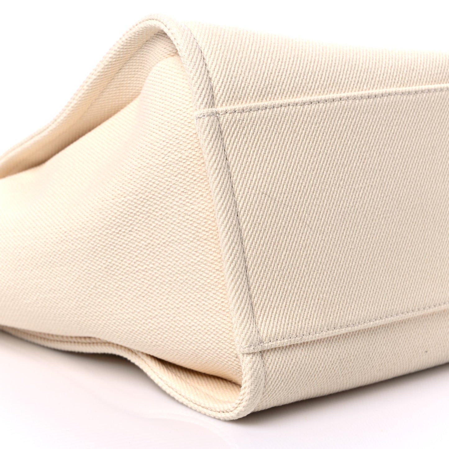 Canvas Pearl Medium Deauville Tote Ecru Beige