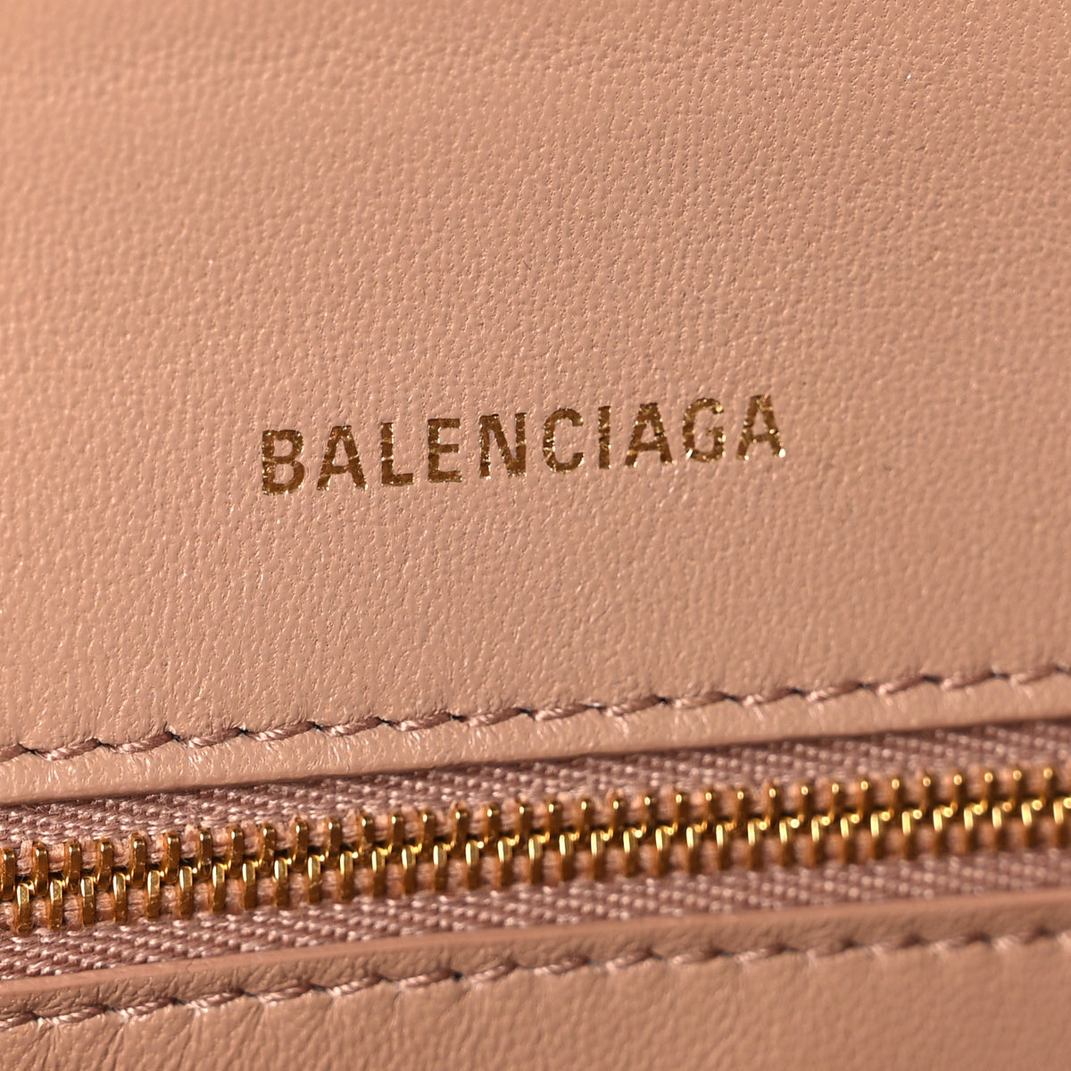 Grained Calfskin Small Hourglass Top Handle Bag Nude Beige