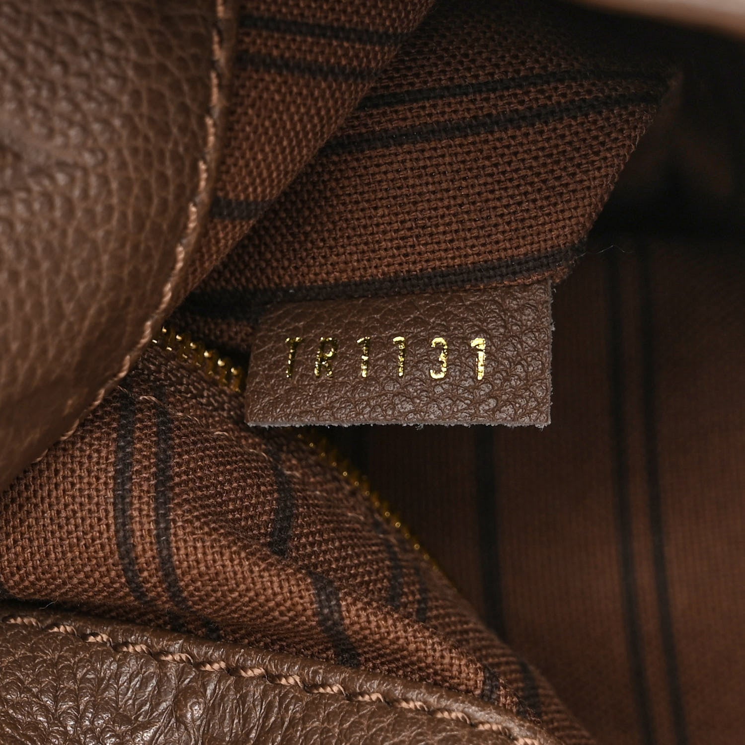 Louis Vuitton Empreinte Artsy MM Ombre 7 of 10