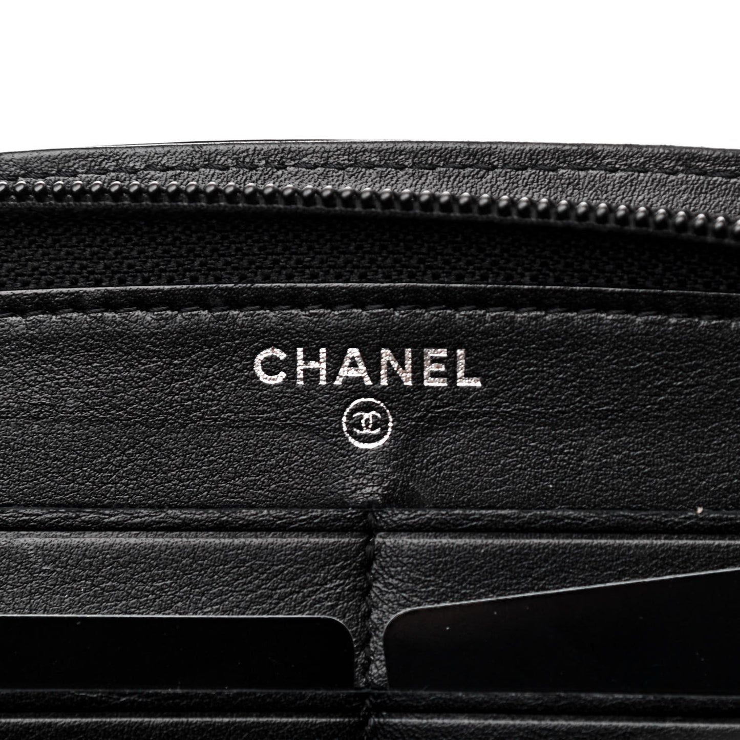 Patent Trousse Maquil Wallet Black