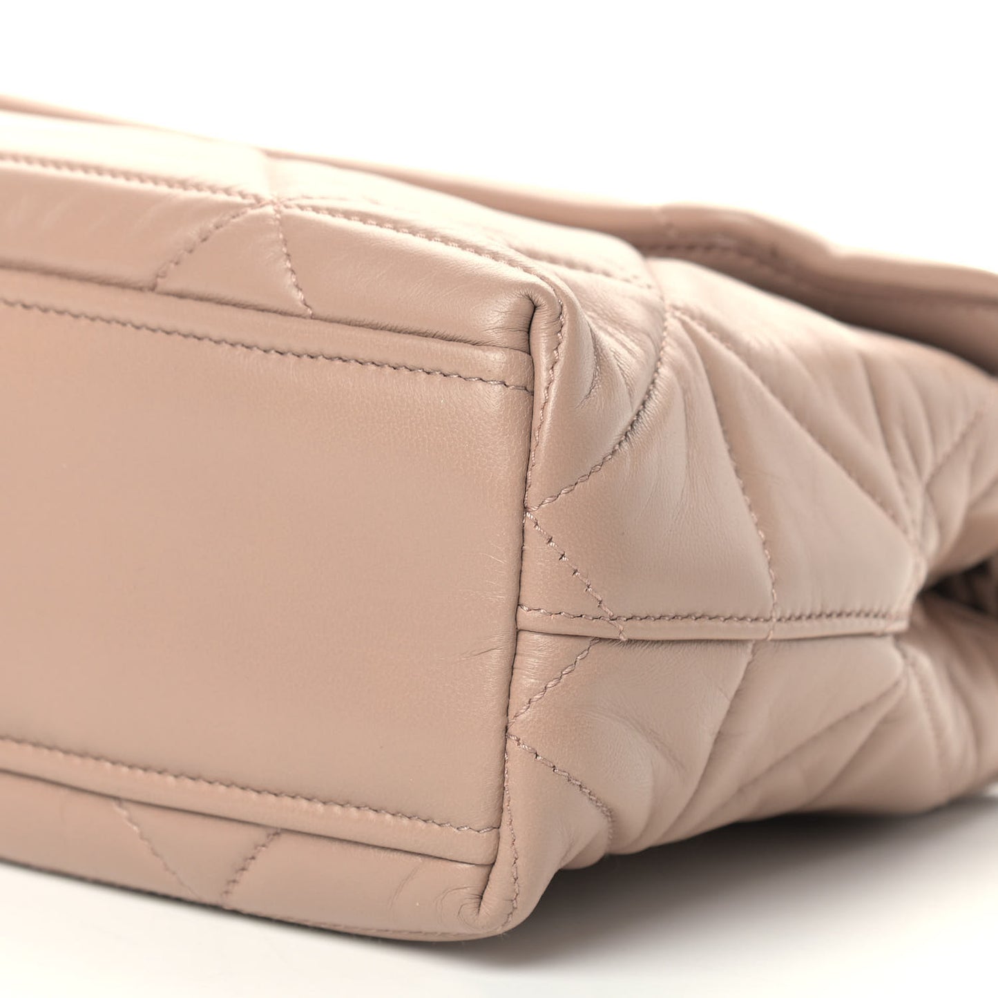 Nappa Triangle Stitched Large Spectrum Bag Cipria