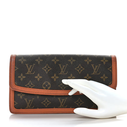 Louis Vuitton Monogram Pochette Dame 26 2 of 13
