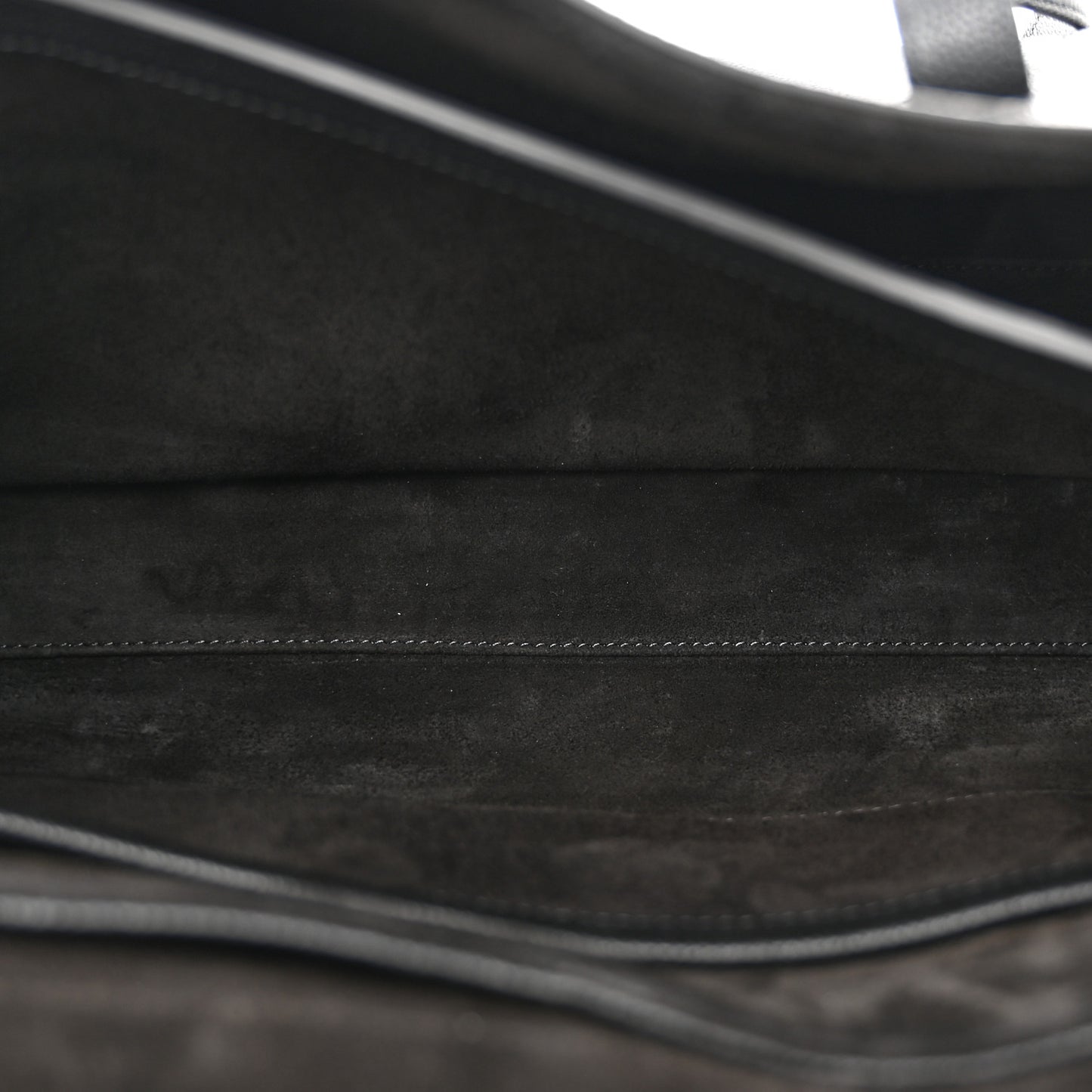 Supple Grained Calfskin Medium Soft 16 Bag Black