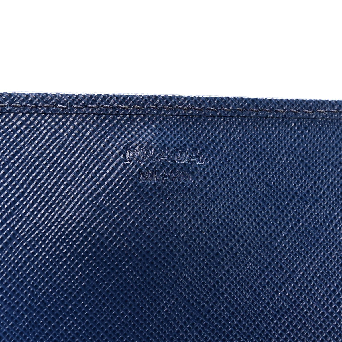 Saffiano Metal Oro Chain Wallet Bleuette