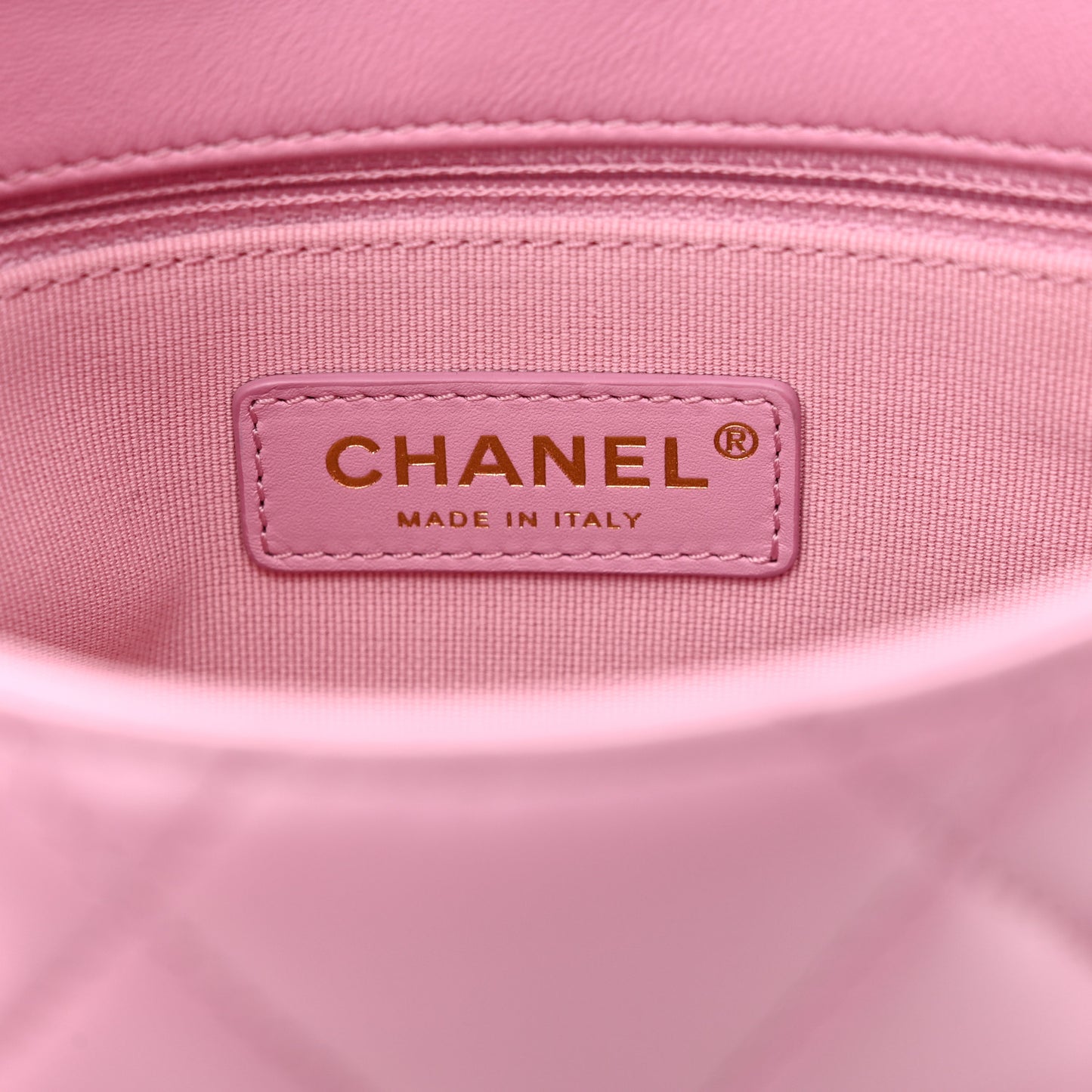 Lambskin Quilted Small Lacquered Chain Flap Pink