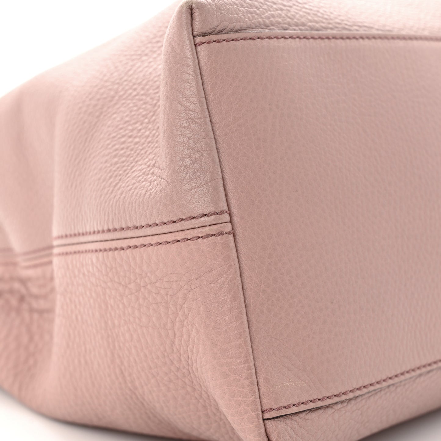 Pebbled Calfskin Medium Soho Chain Shoulder Bag Dark Cipria