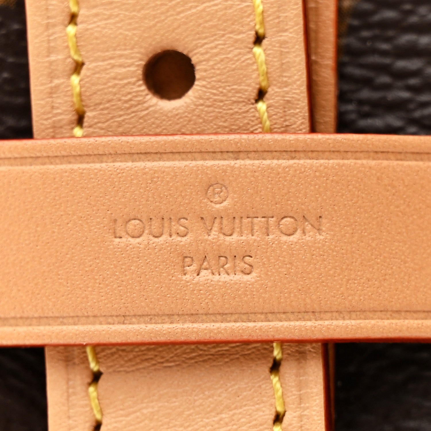 Louis Vuitton Monogram Carryall MM 6 of 10