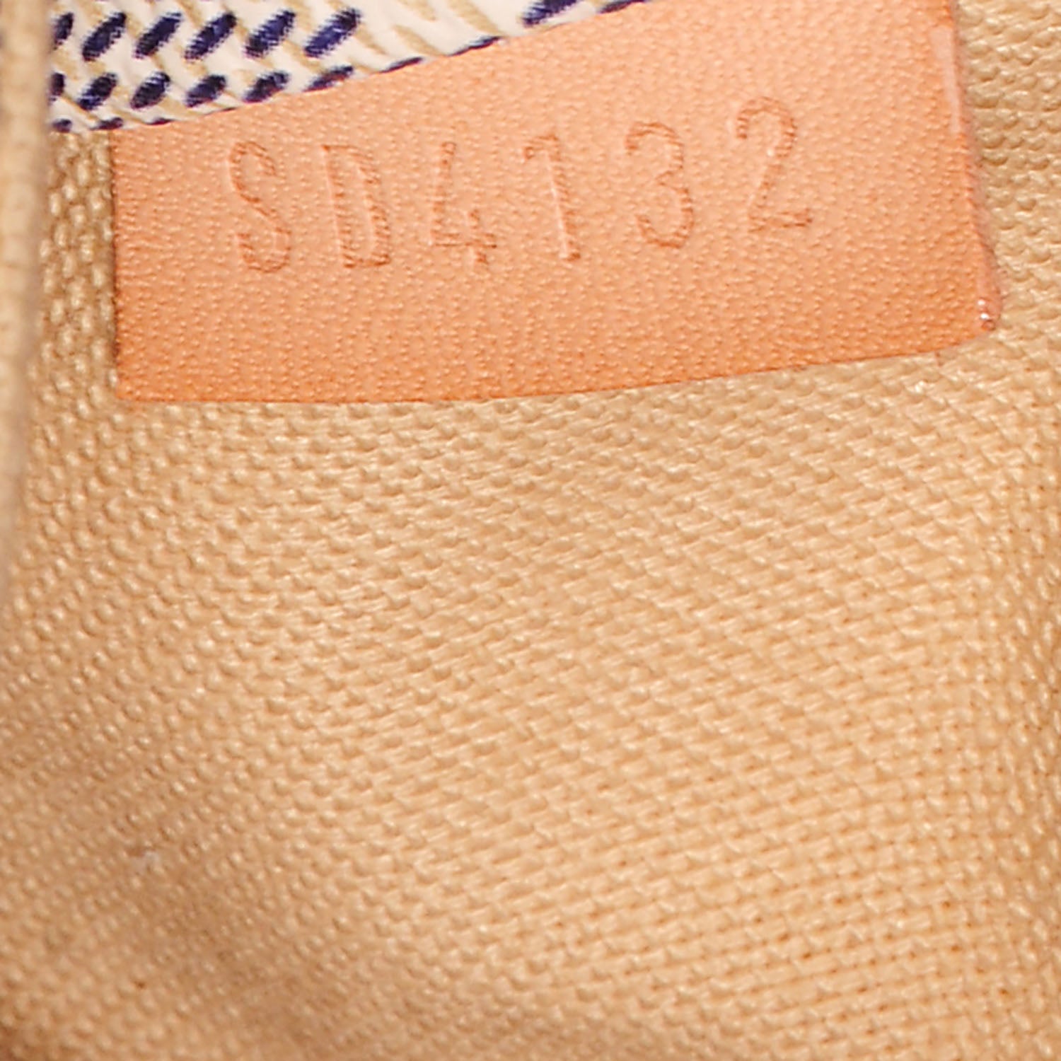 Louis Vuitton Damier Azur Totally PM 8 of 8