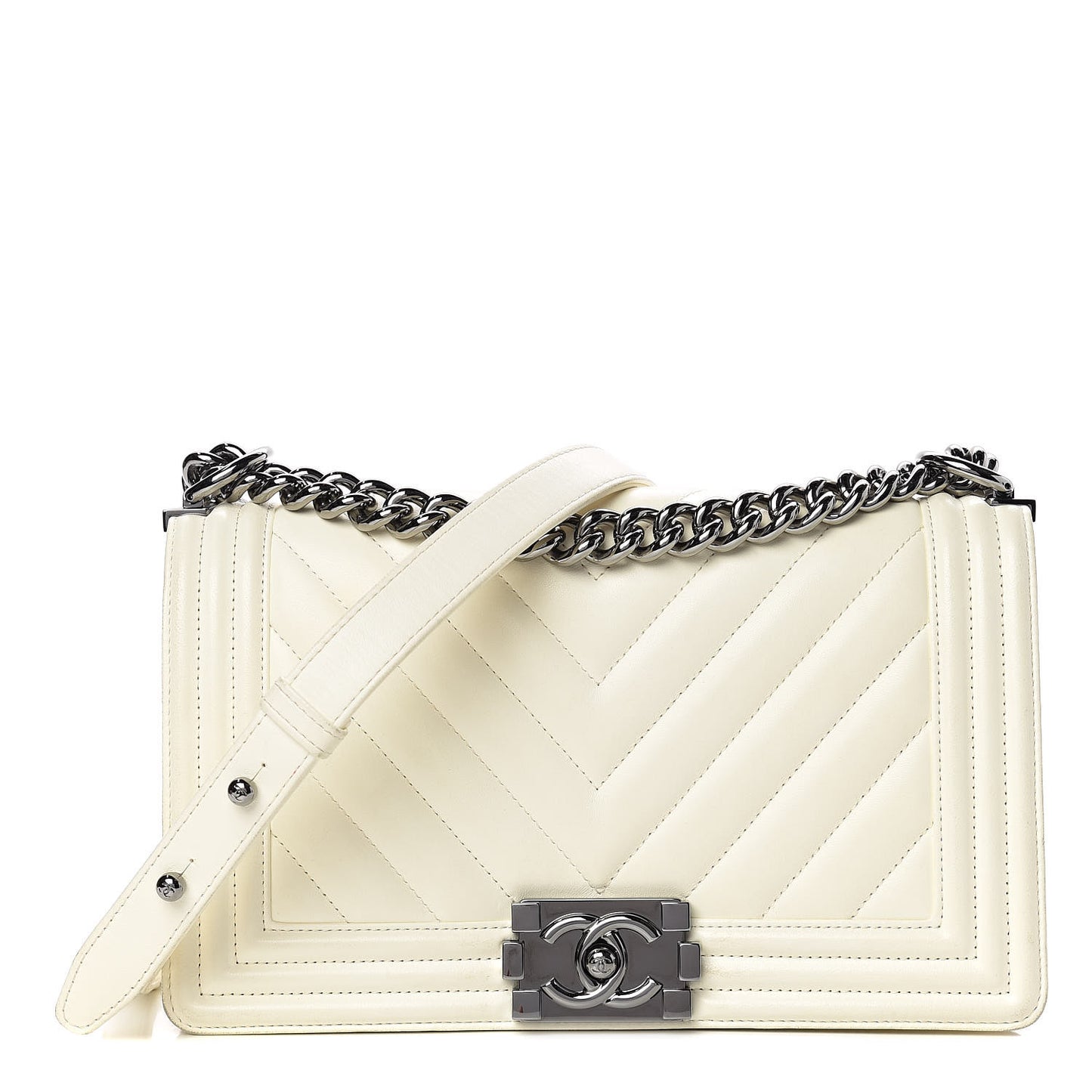 Lambskin Chevron Quilted Medium Boy Flap Ivory