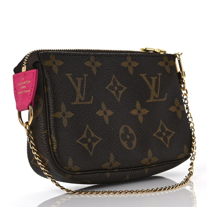 Louis Vuitton Monogram 2018 Christmas Animation Mini Bears Pochette Accessories 3 of 8
