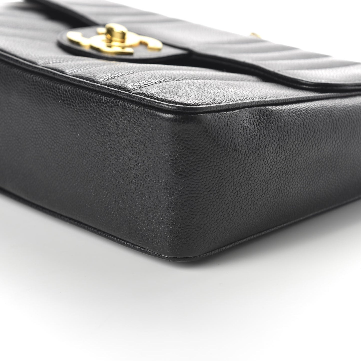 Caviar Vertical Quilted Single Flap Black