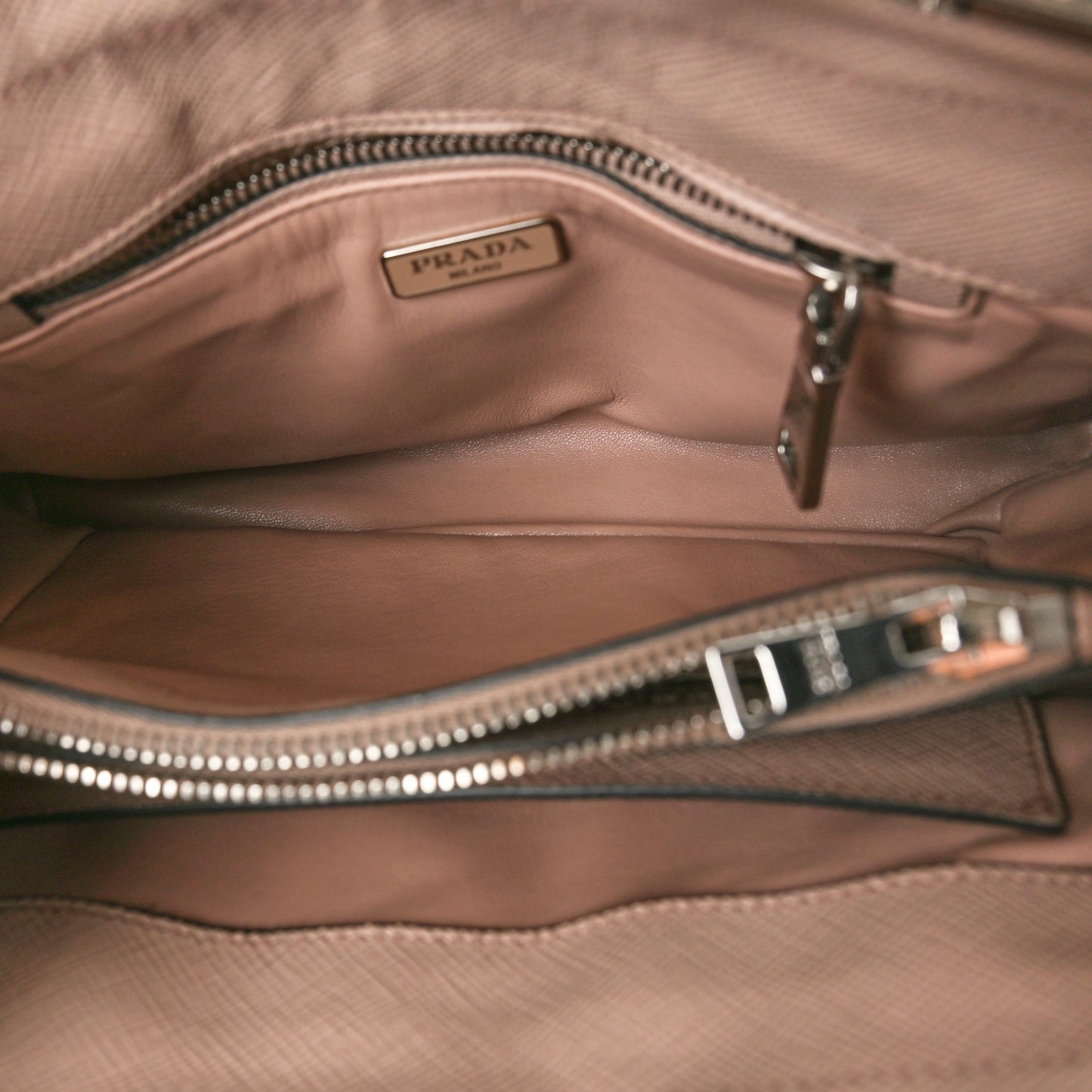 Saffiano Mini Twin Pocket Tote Cammeo