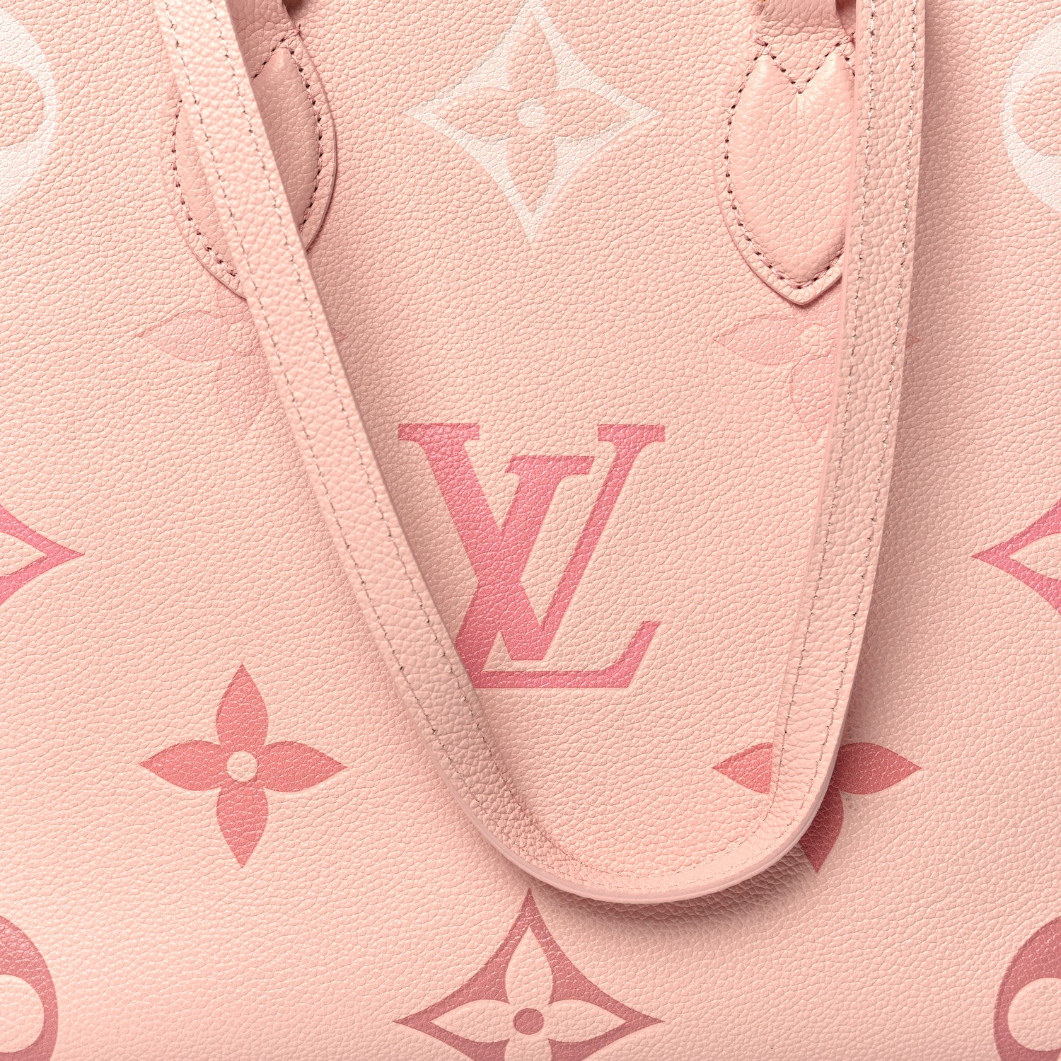 Louis Vuitton Empreinte Monogram Giant Onthego MM Degrade Rose 7 of 11