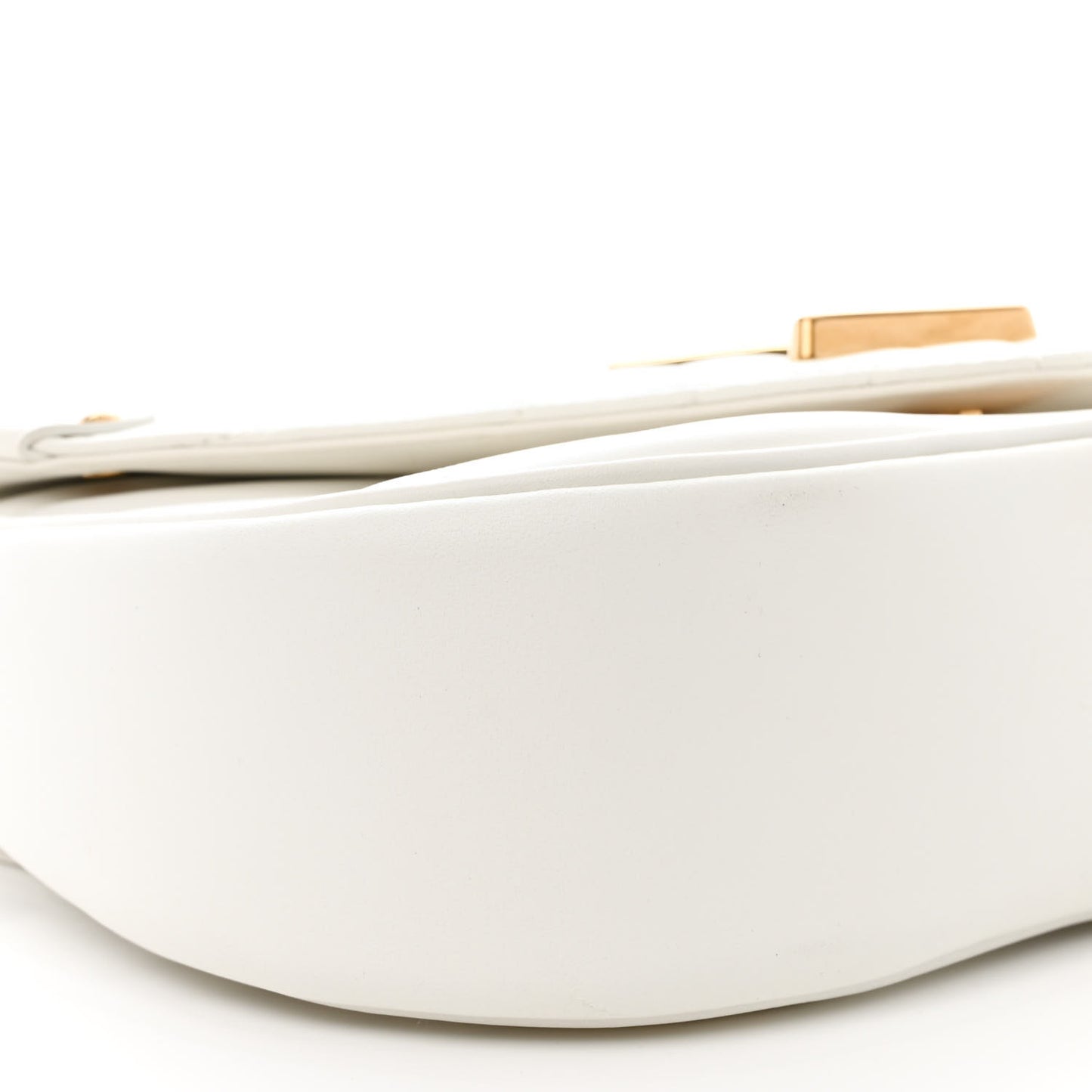 Calfskin New Wave Chain PM White