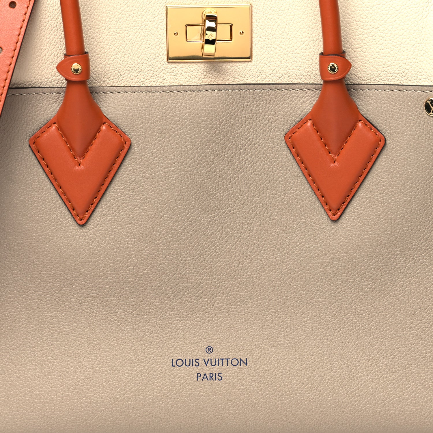 Louis Vuitton Calfskin Monogram Tufting On My Side Galet 7 of 9