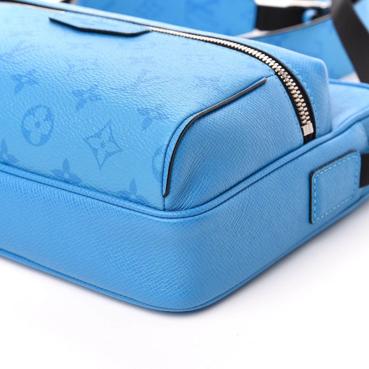 Taigarama Outdoor Messenger Blue Lagoon
