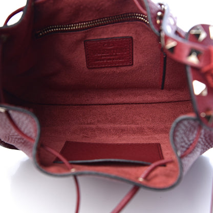 Valentino Garavani Grained Calfskin Rockstud Bucket Bag Rubino 8 of 9