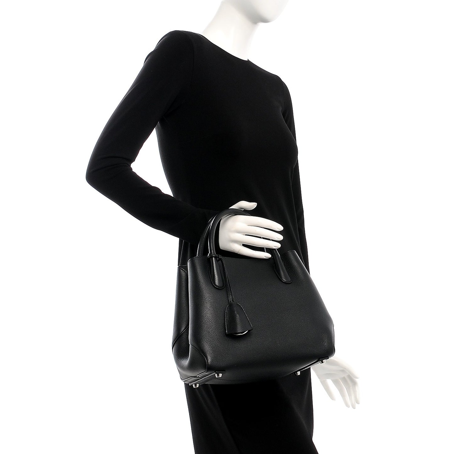 Supple Grained Calfskin Medium Open Bar Tote Black