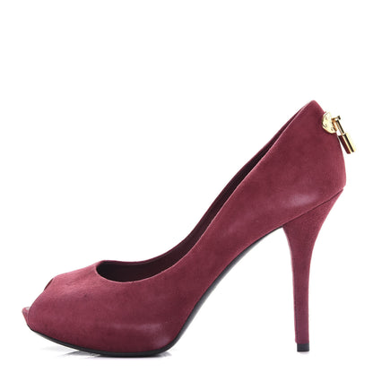 Louis Vuitton Suede Oh Really Peep Toe Pumps 38.5 Grenat 1 of 10