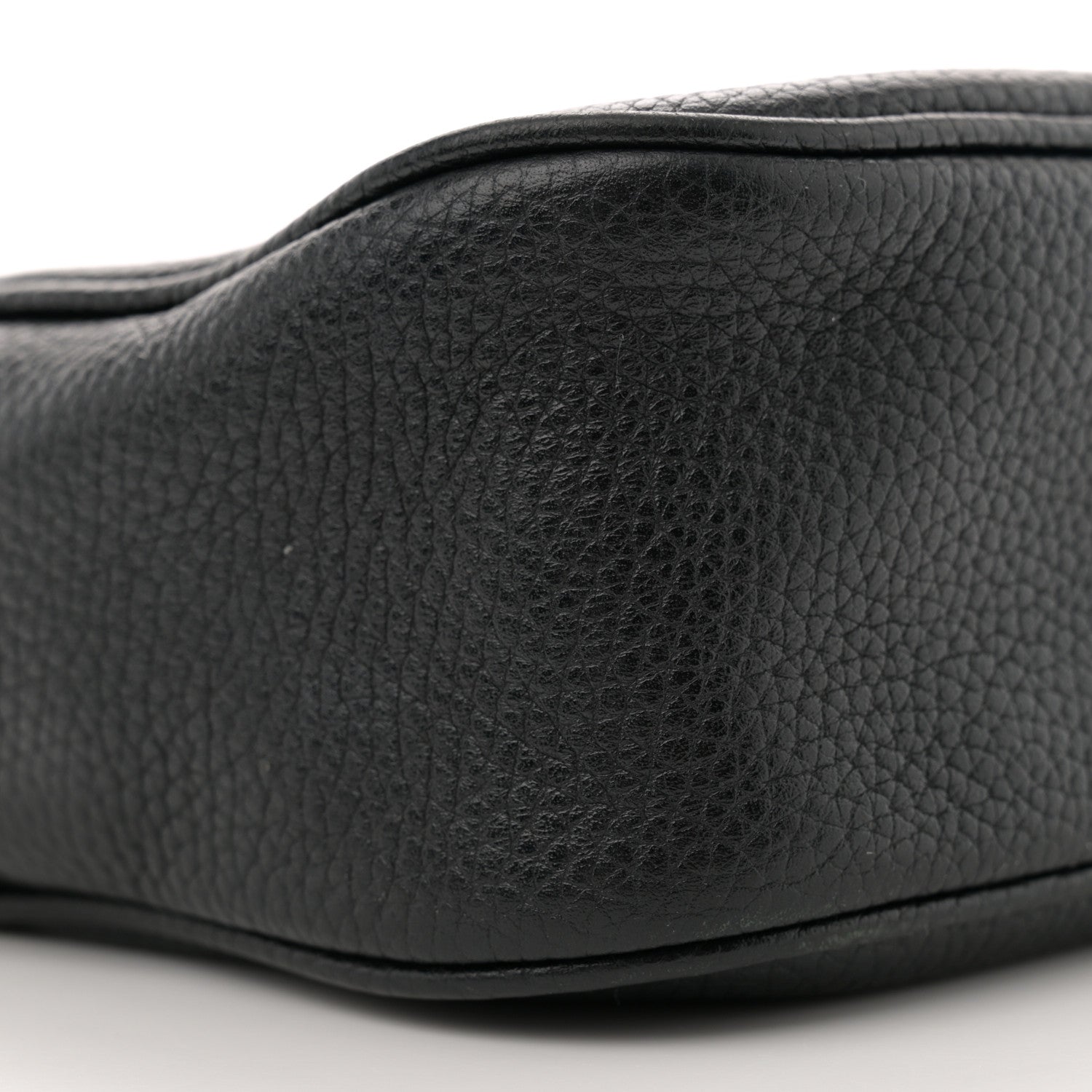 Gucci Pebbled Calfskin Small Soho Disco Bag Black 9 of 11
