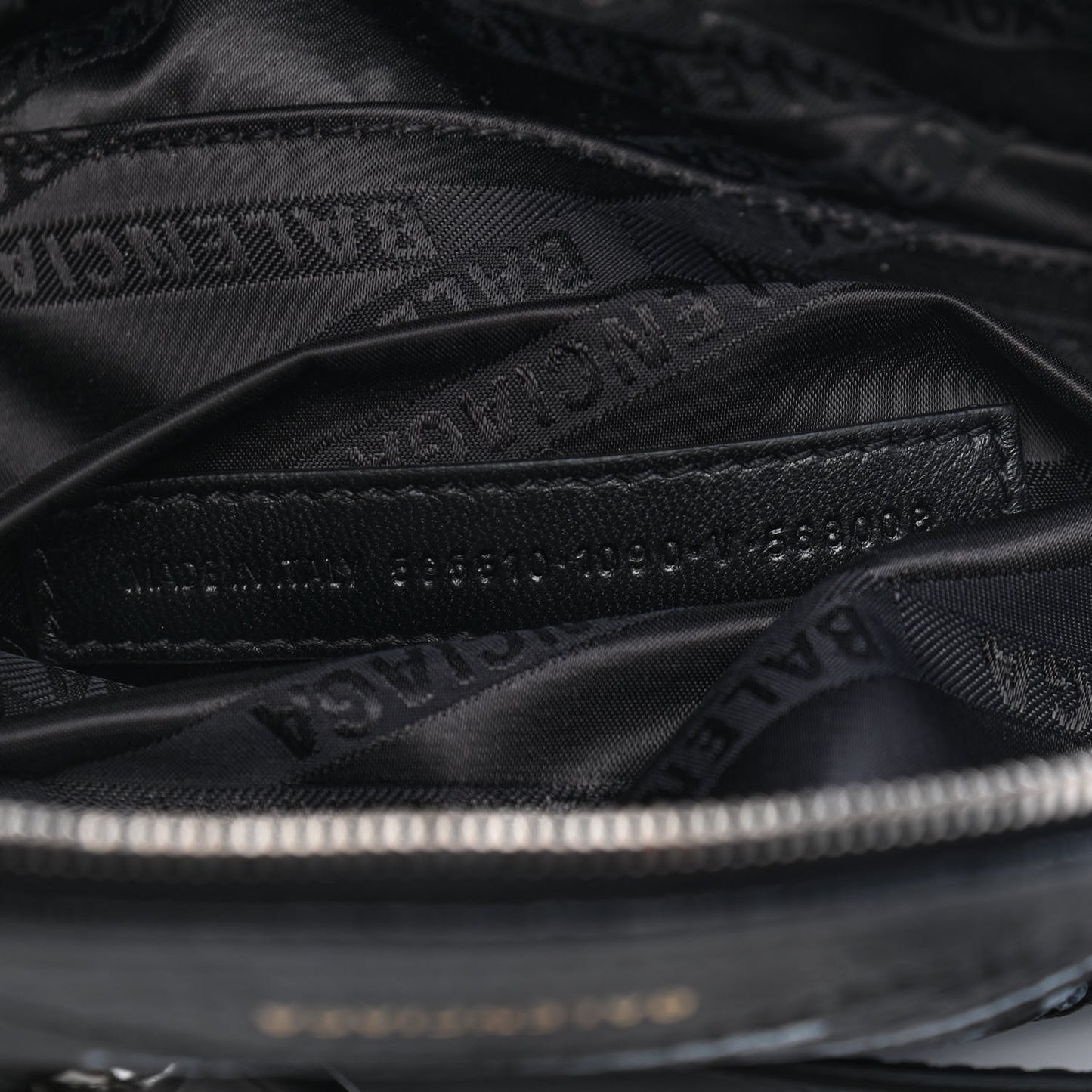 Agneau Arena Graffiti All Over XXS Souvenir Belt Bag Black White