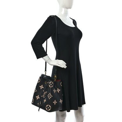 Louis Vuitton Empreinte Monogram Giant Neonoe MM Black Beige 2 of 10