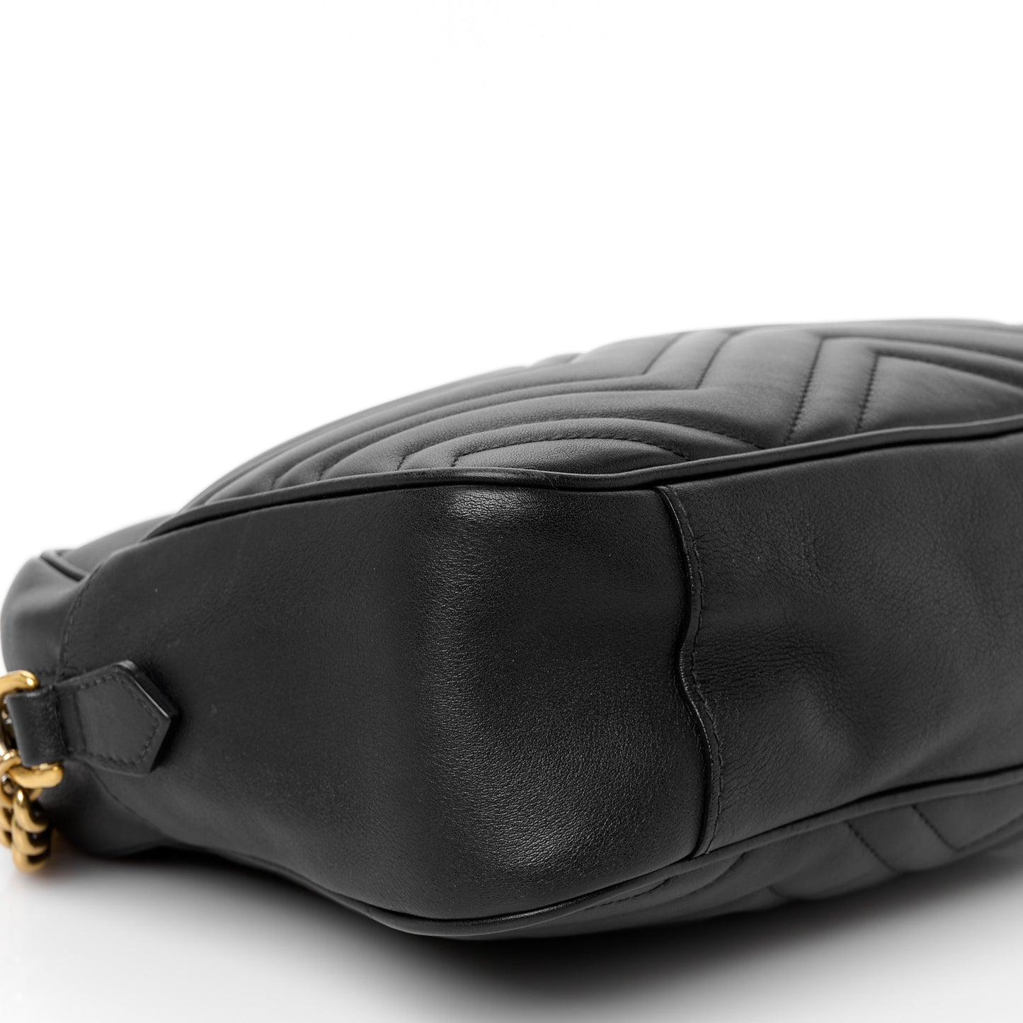 Calfskin Matelasse Medium GG Marmont Chain Shoulder Bag Black