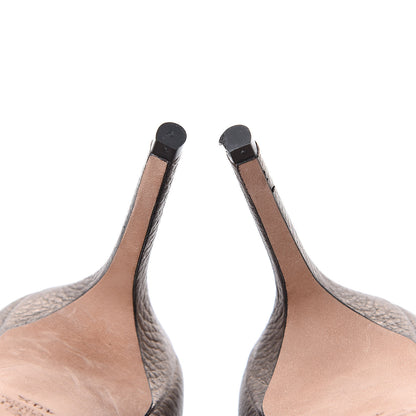 Valentino Garavani Metallic Pebbled Calfskin Rockstud 85mm Pumps 40.5 Sasso Poudre 9 of 9