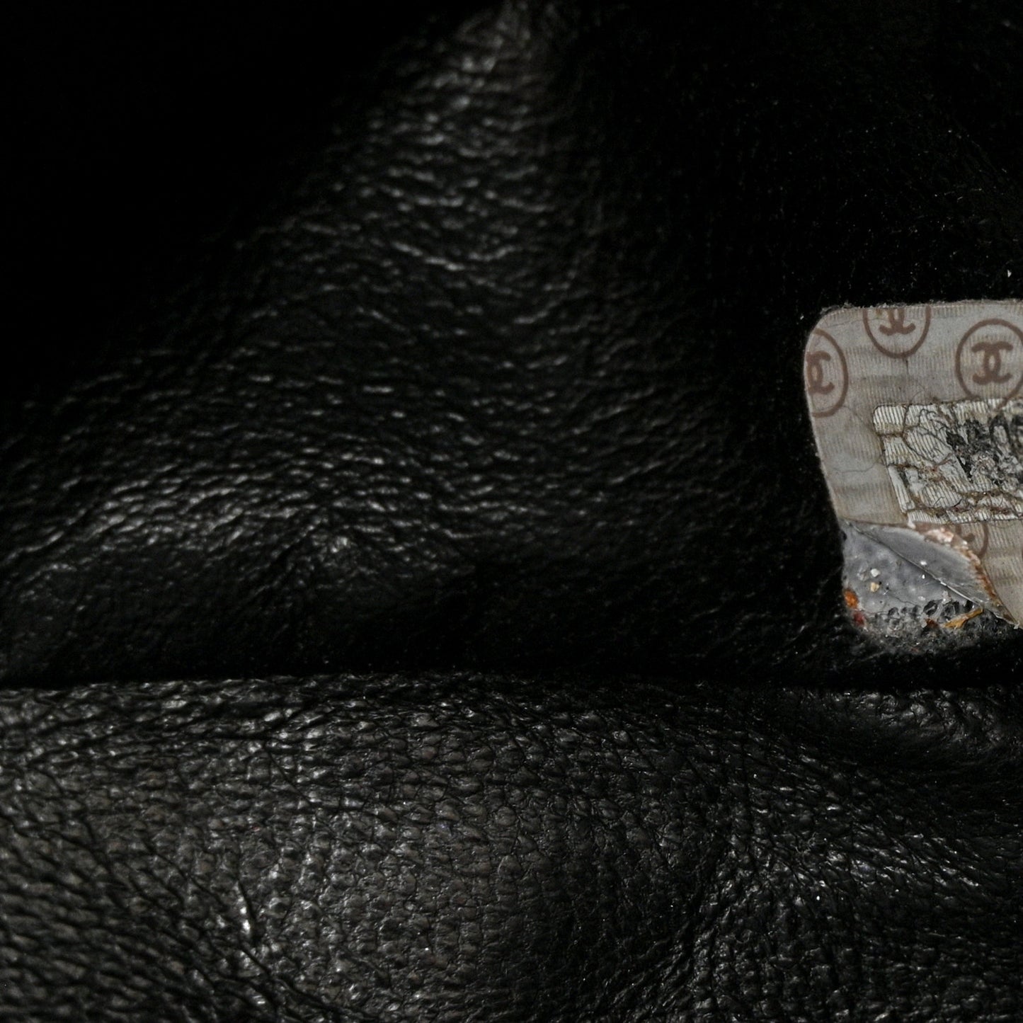 Caviar Quilted Shopping Tote Black