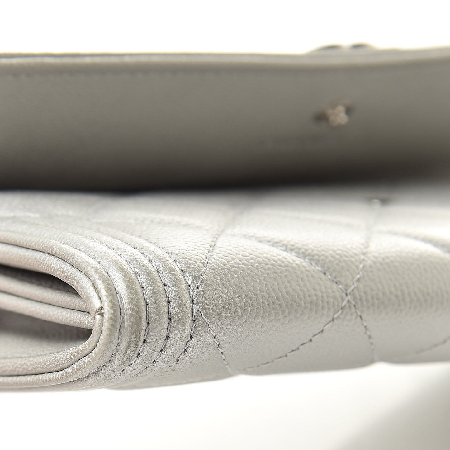 Metallic Caviar Quilted Large Boy Gusset Flap Wallet Silver