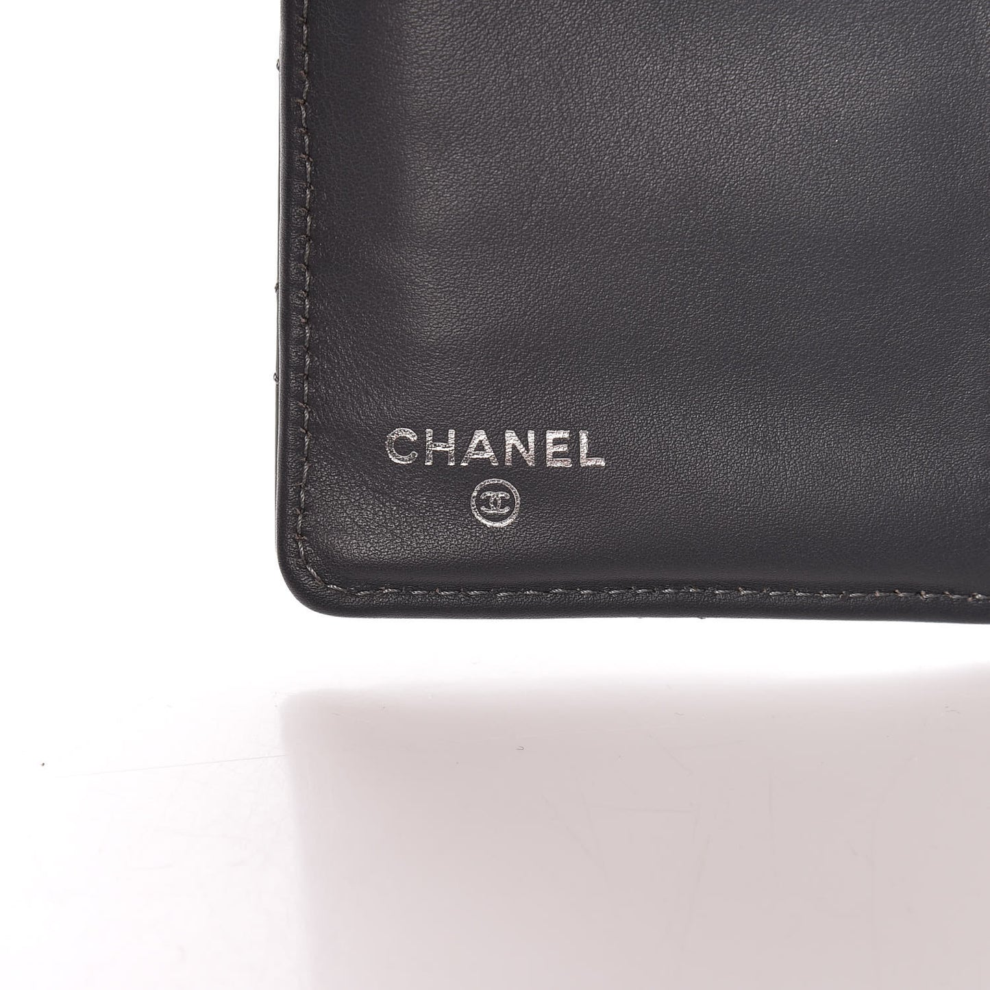 Patent Quilted Yen Wallet Grey