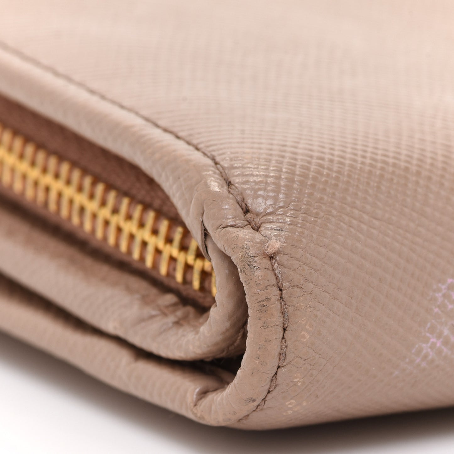 Saffiano Metal Compact Wallet Cammeo