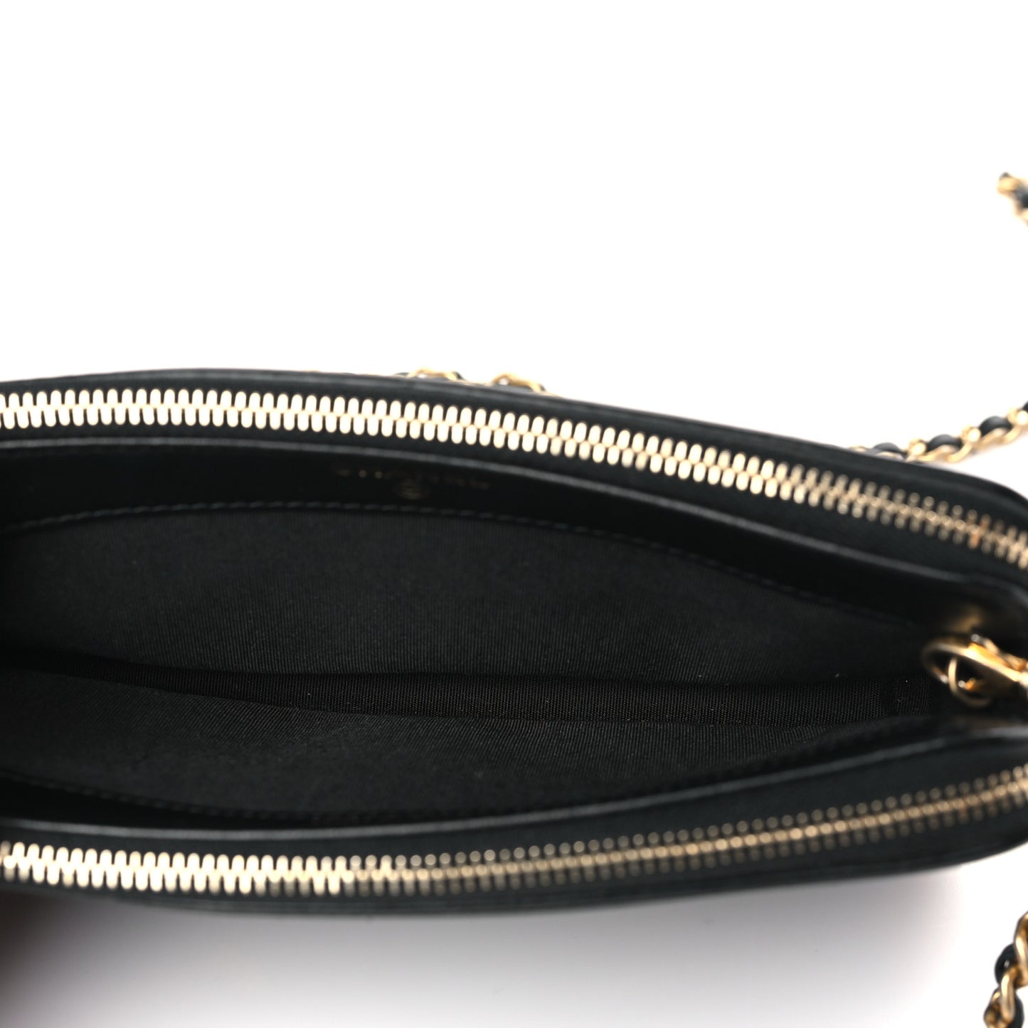 Caviar Quilted CC Filigree Clutch With Chain Black