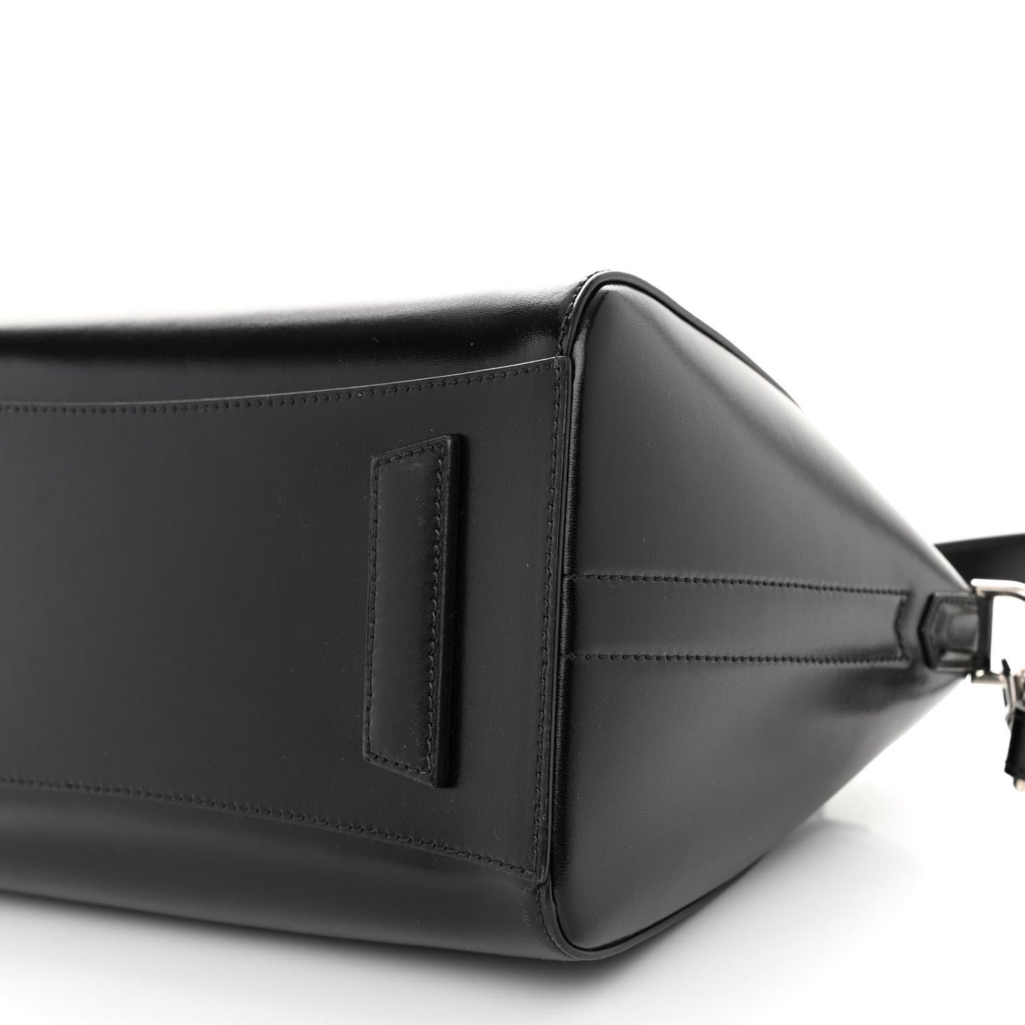 Shiny Lord Calfskin Medium Antigona Black
