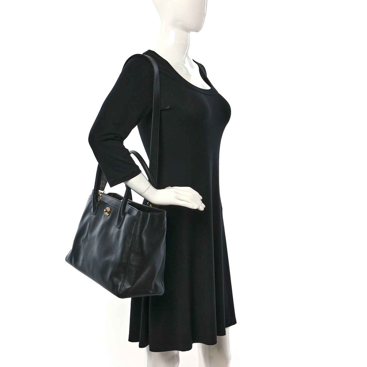 Caviar Medium Cerf Executive Shopper Tote Black