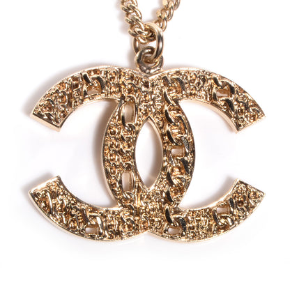 Chanel CC Chains Necklace Gold 3 of 7