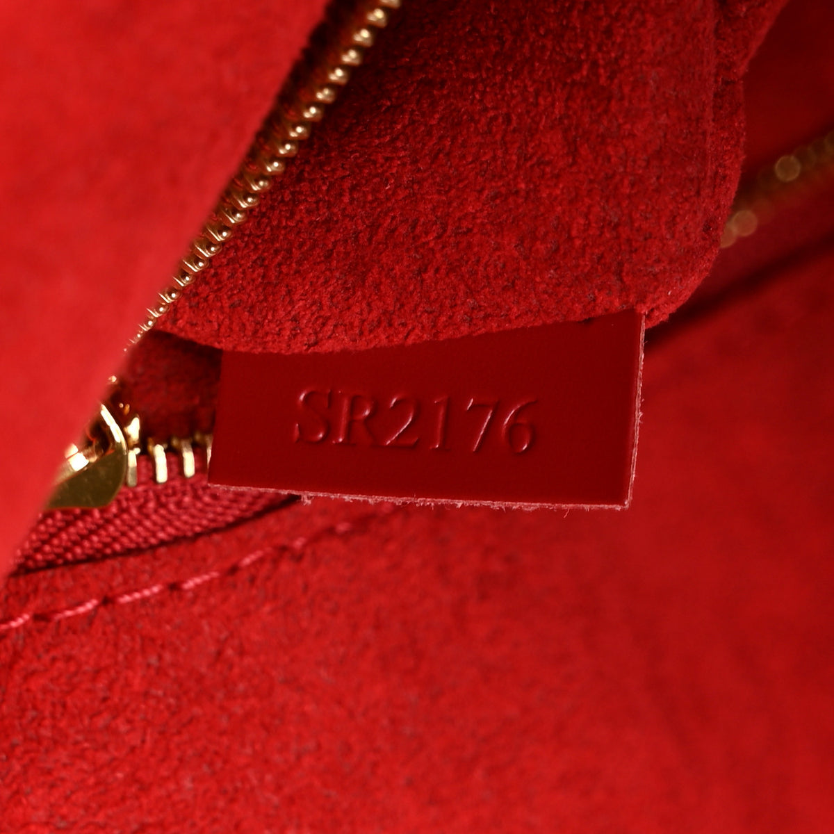 Damier Ebene Caissa Hobo Cherry