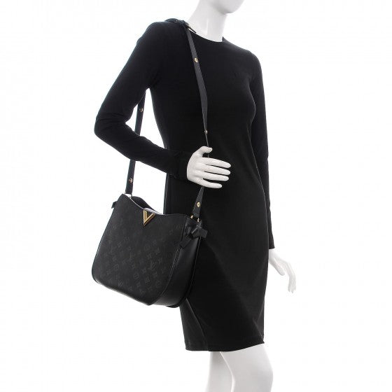 Louis Vuitton Cuir Plume Very Hobo Black 2 of 8