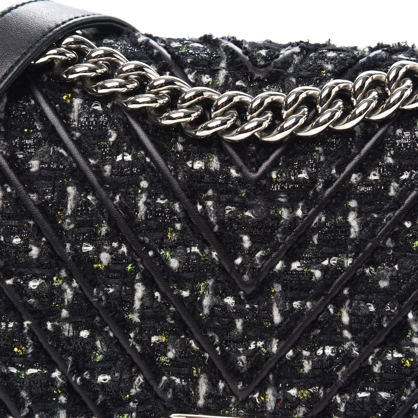 Lambskin Tweed Woven Medium Chevron Boy Flap Black